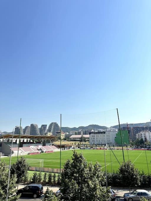 Great Apartament Near Lake & Blloku Area Tirana Kültér fotó